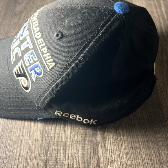 NHL Reebok Mens 2012 Winter Classic Philadelphia Rangers Flyers Adjustable - Picture 3 of 5